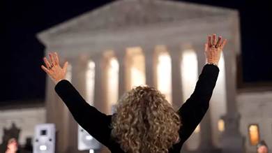 مناهضة لحق الإجهاض خارج المحكمة العليا بواشنطن

